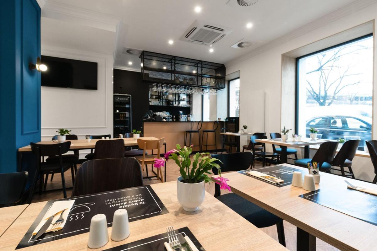 Apartamenty Zamoyskiego Warszawa Stadion Екстериор снимка